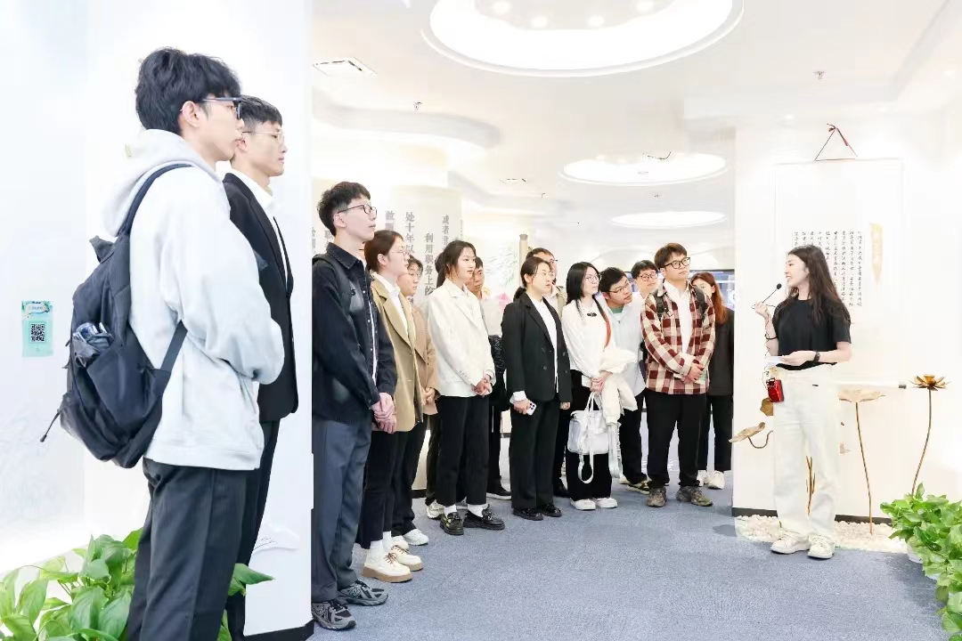 喜報丨黃笑蓉同志喜獲杭州市建設(shè)工程招標(biāo)造價行業(yè)廉政教育基地“金牌宣講員”